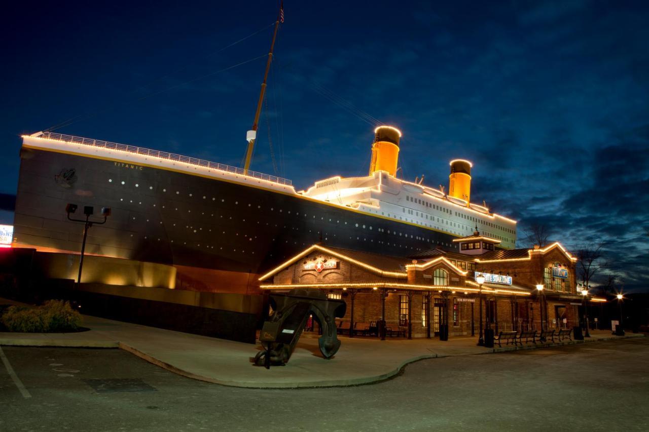 Papa Bear, Hot Tub, Wifi, 1089 Free Tickets Each Paid Day, Dollywood And More Сивиървил Екстериор снимка